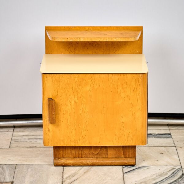 Ensemble de deux tables de nuit Art Déco par Jindřich Halabala, années 1960, Tchécoslovaquie