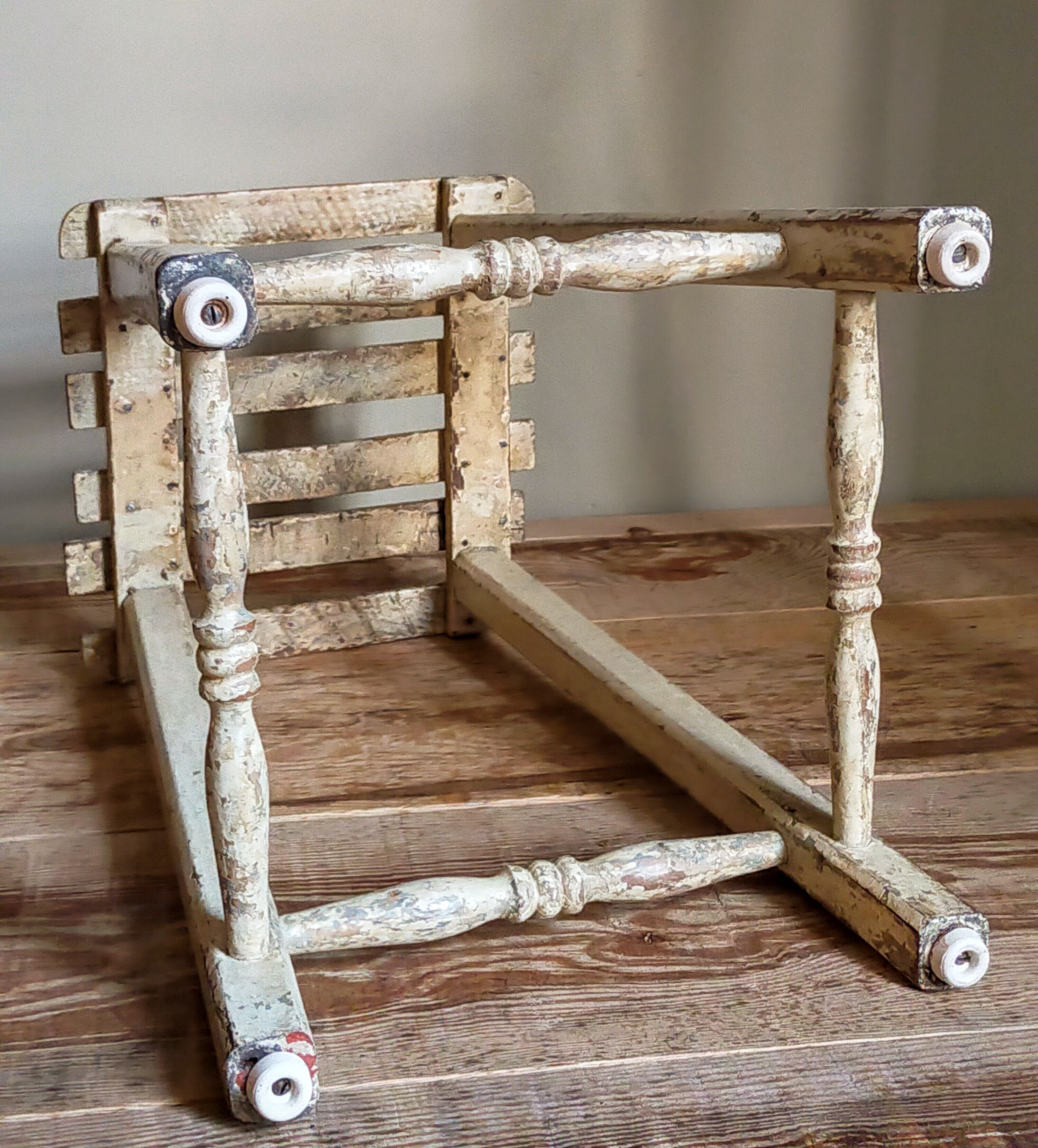 Patinated workshop stool old early twentieth century