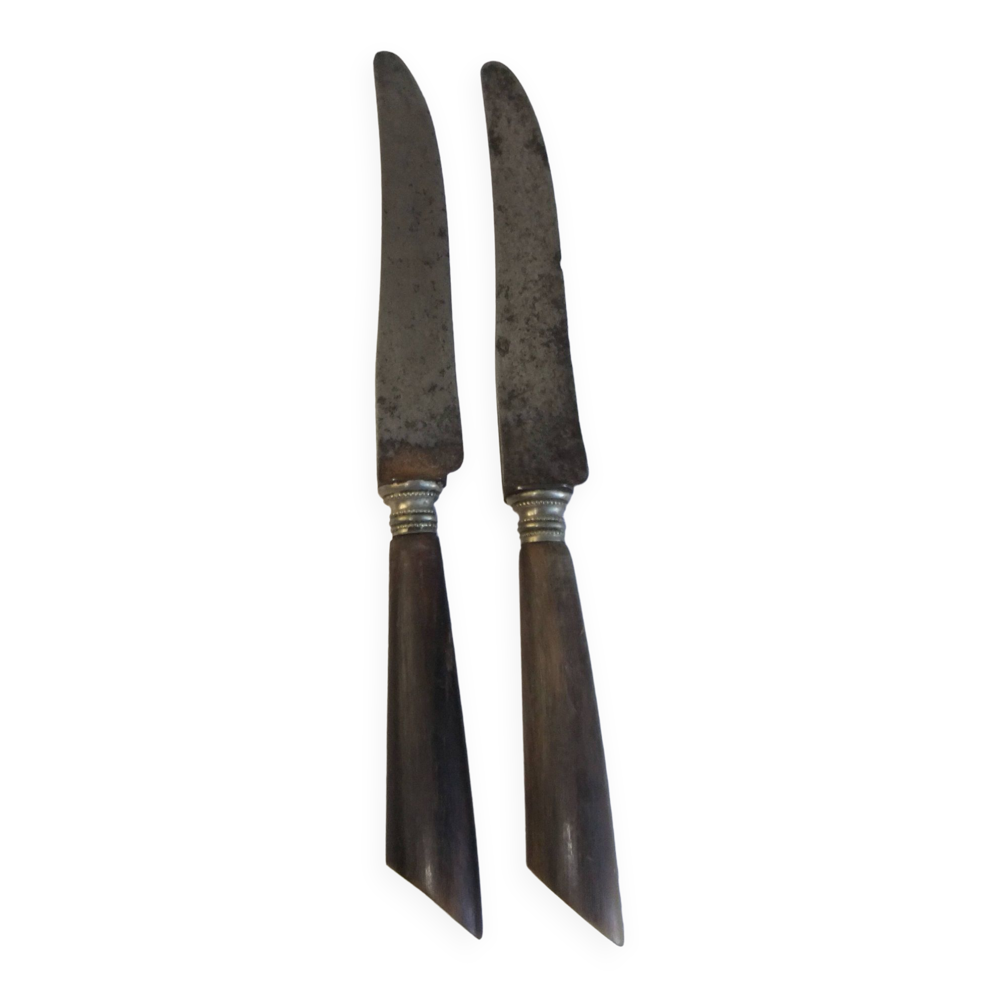 Table service knives old steel blade horn ferrule