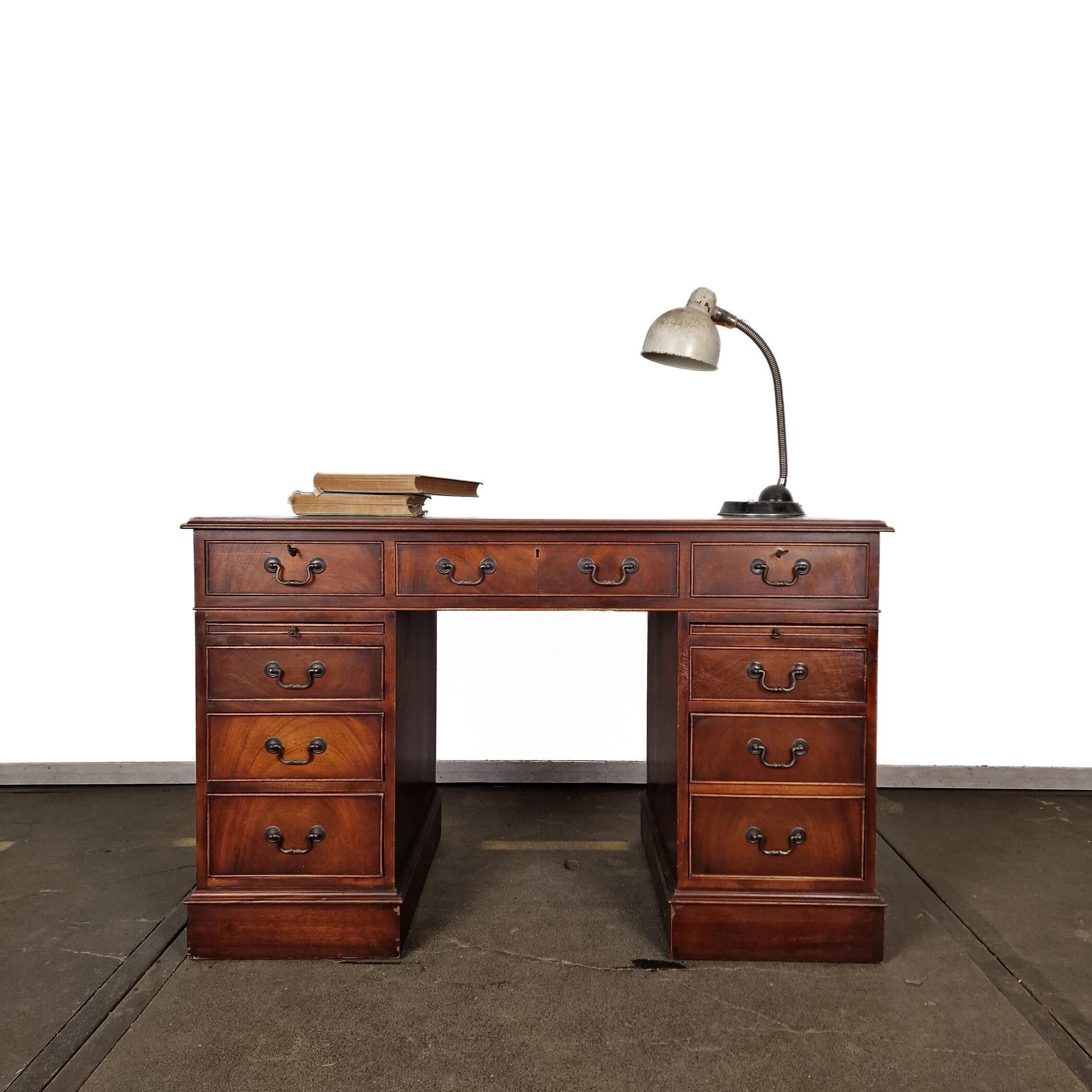 Vieux bureau vintage