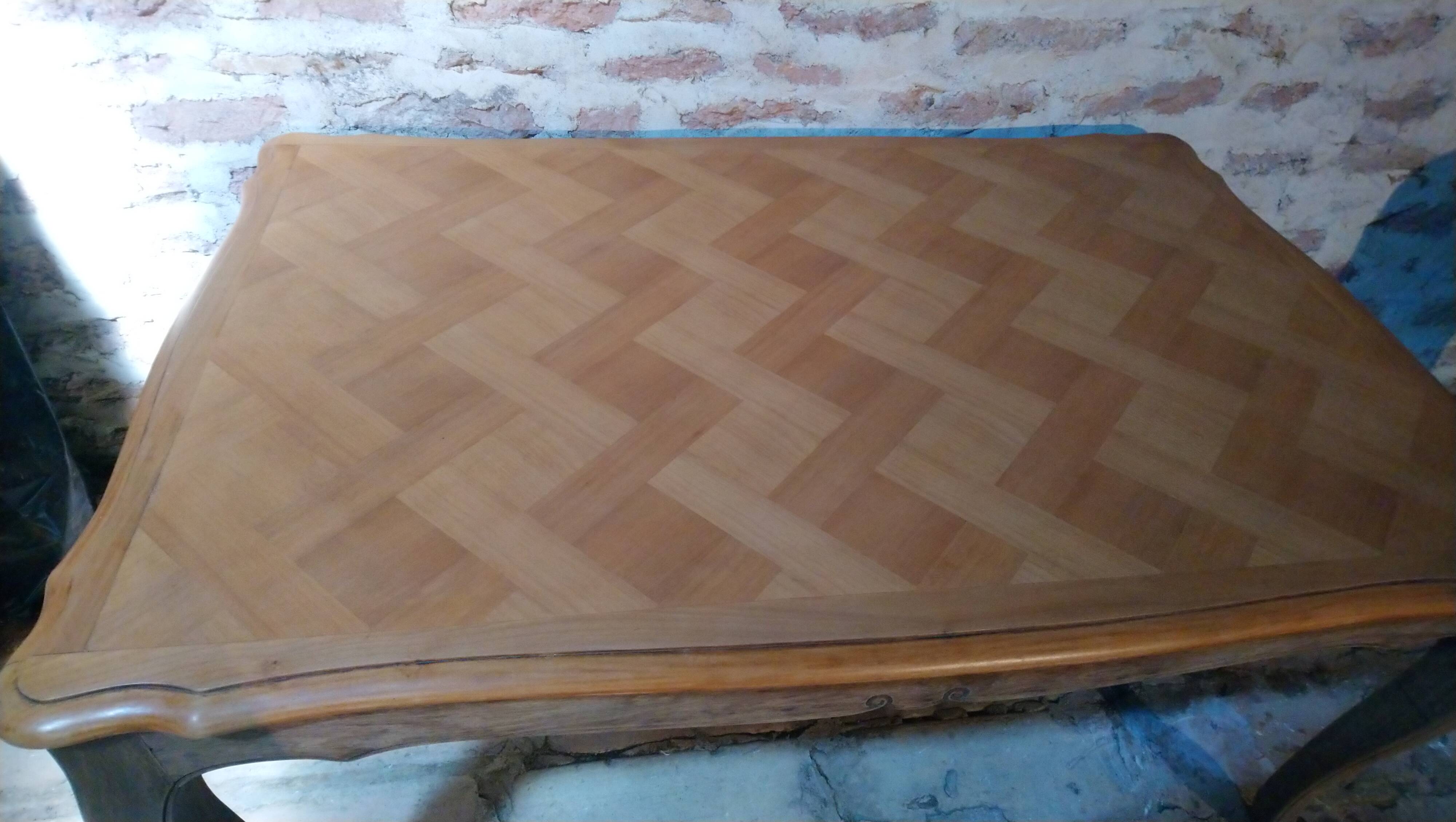 Louis XV style table in oak and cherry wood.