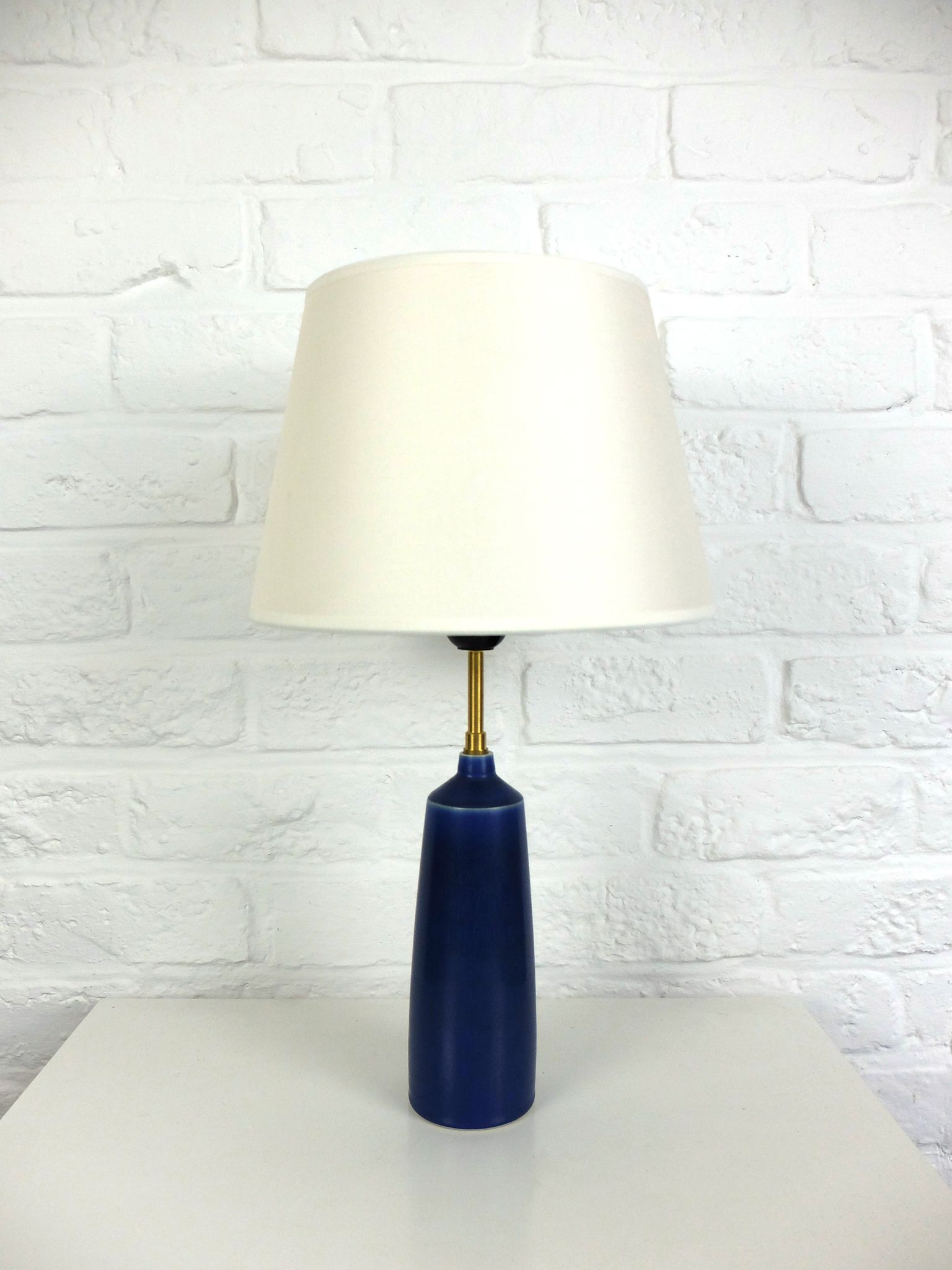 Scandinavian ceramic table lamp Per Linnemann-Schmidt for Palshus, Denmark, 1960s