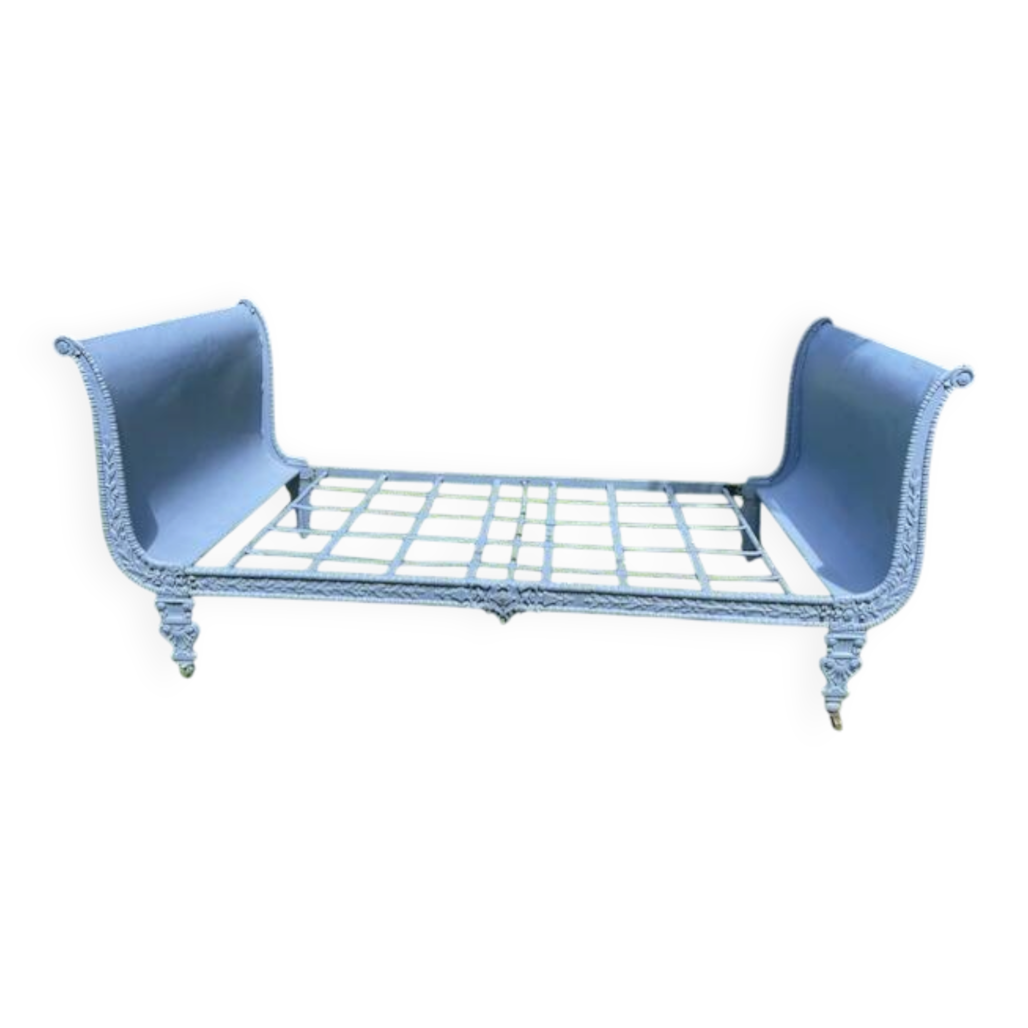 Napoleon III cast iron daybed on wheels