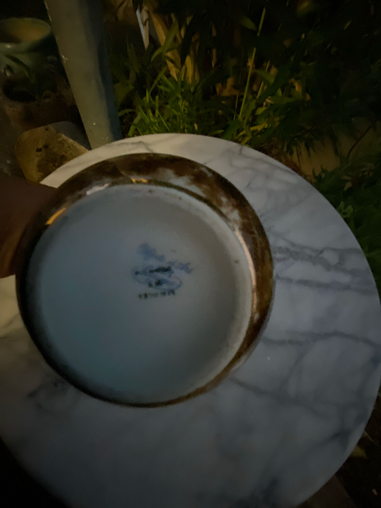 Magnificent Round Vase in Limoges Porcelain – Marble Effect / Scaled