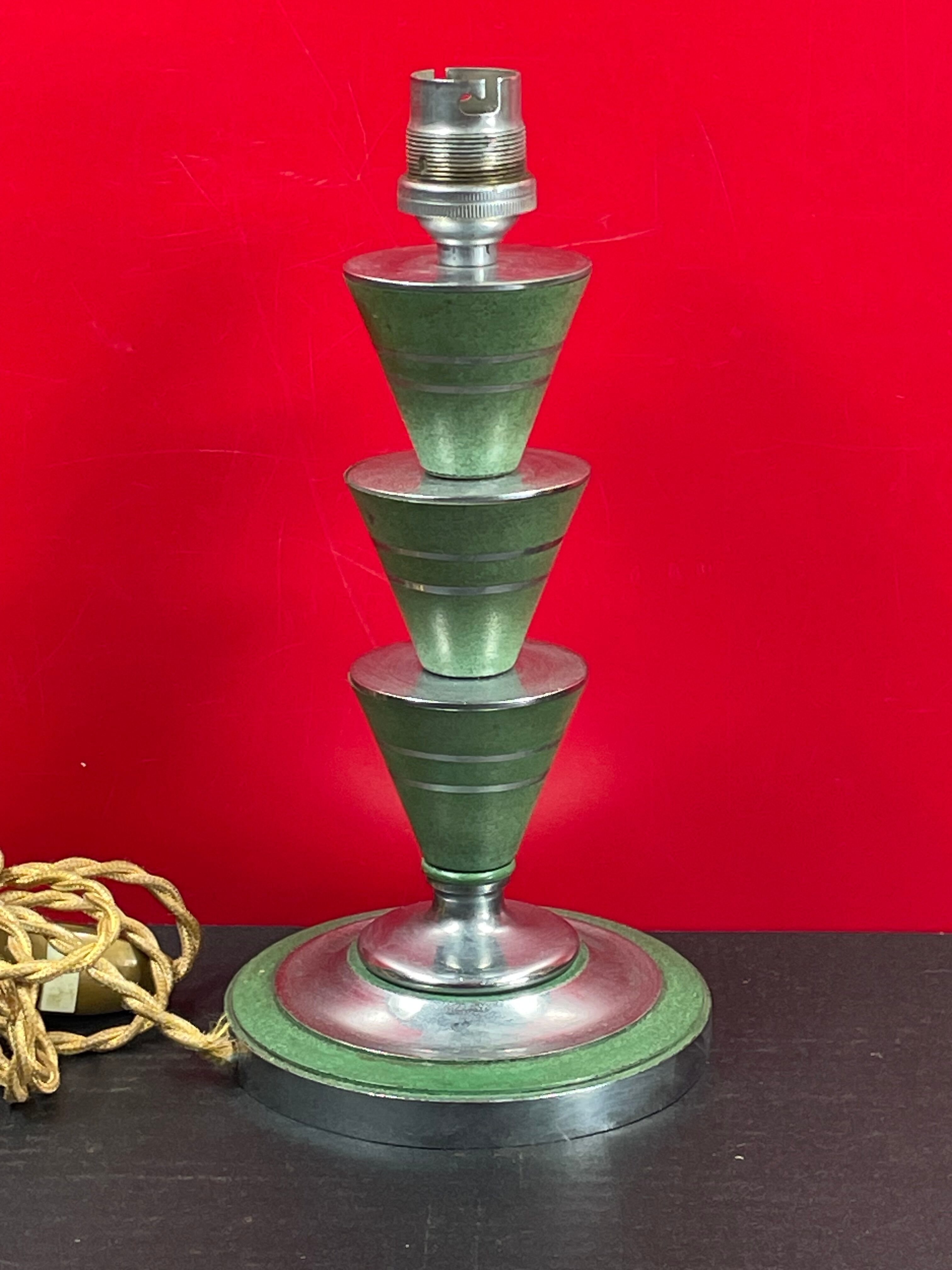Art Deco design lamp foot