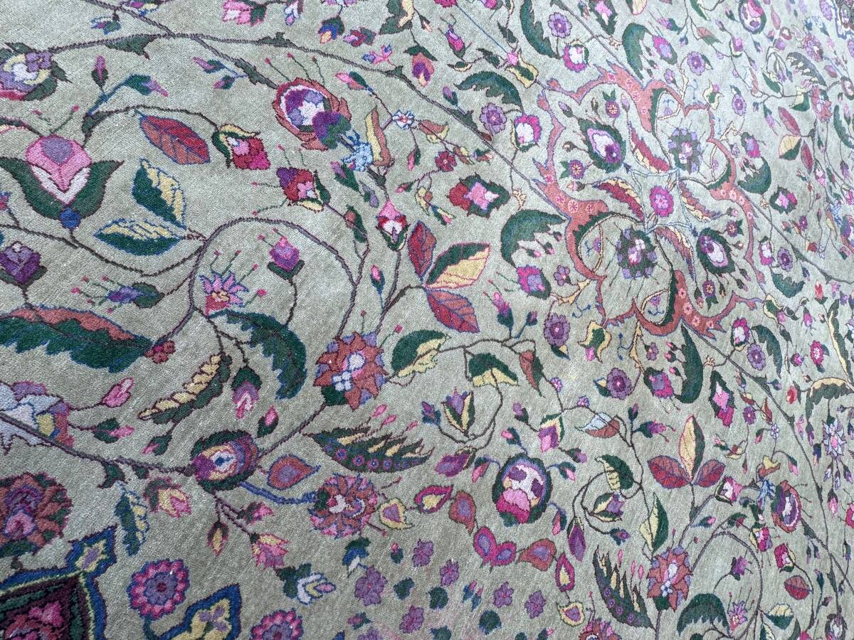 Kirman pistachio Persian rug 298x208 cm