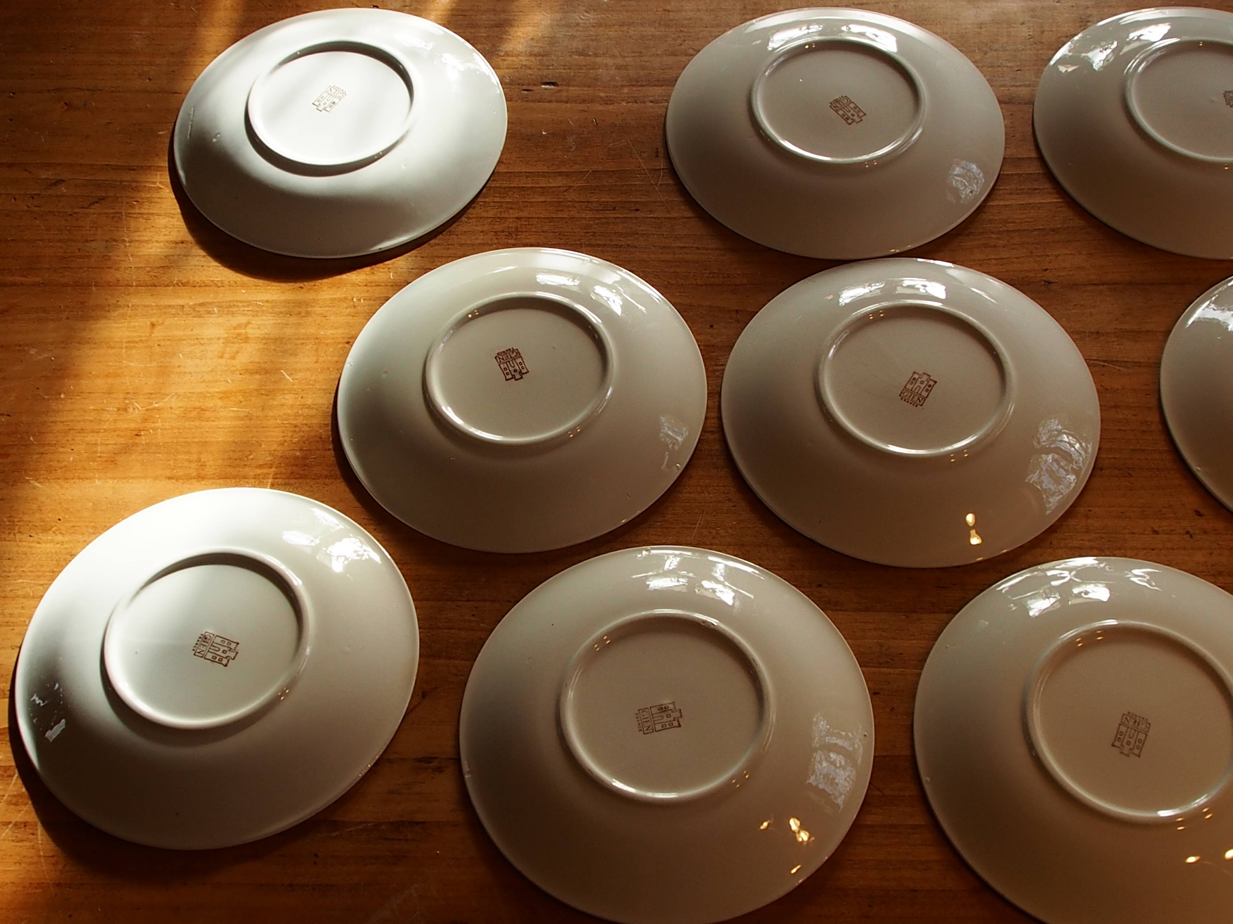 Lot of 10 vintage flat plates from the GIEN factory