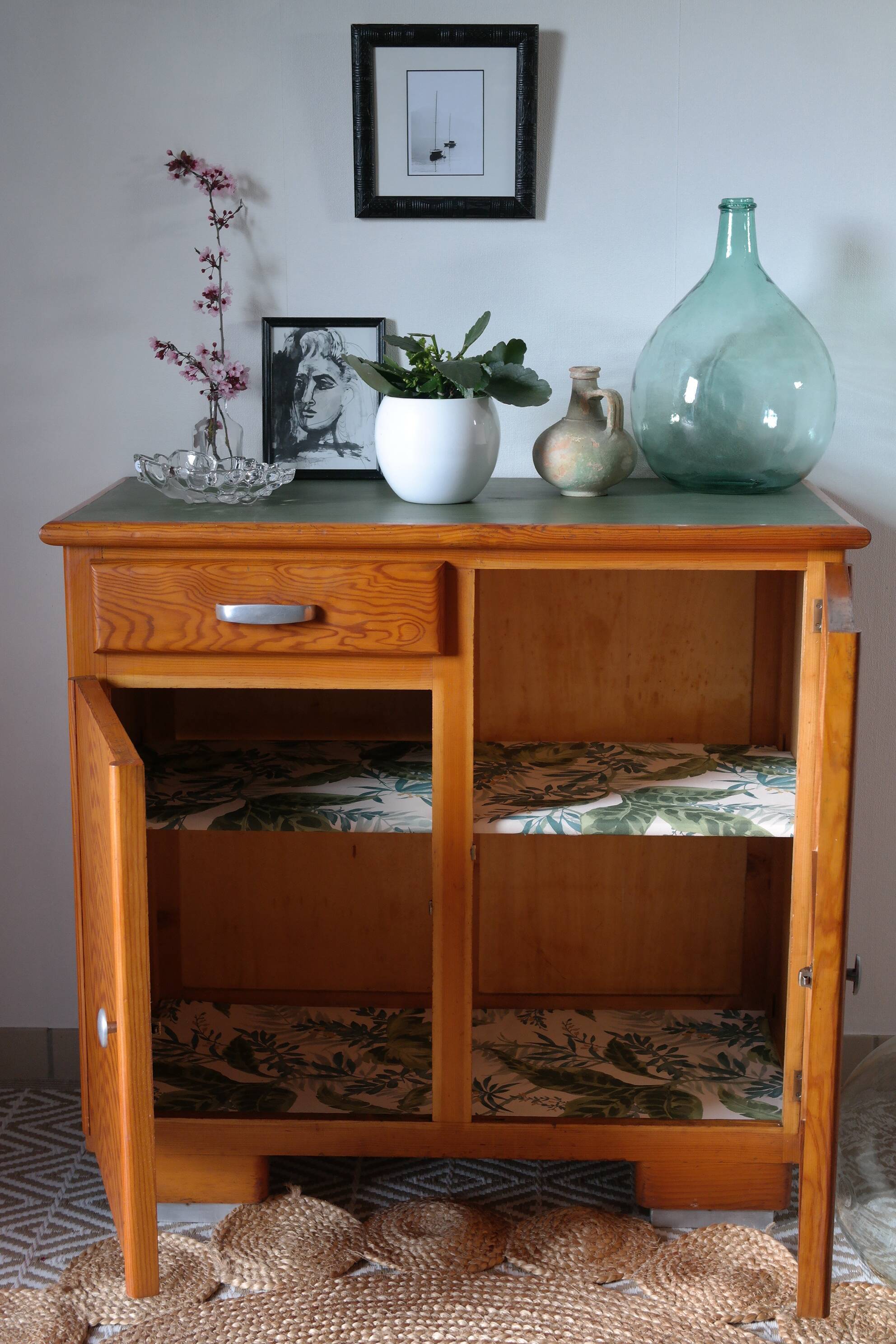 Light wood mado buffet