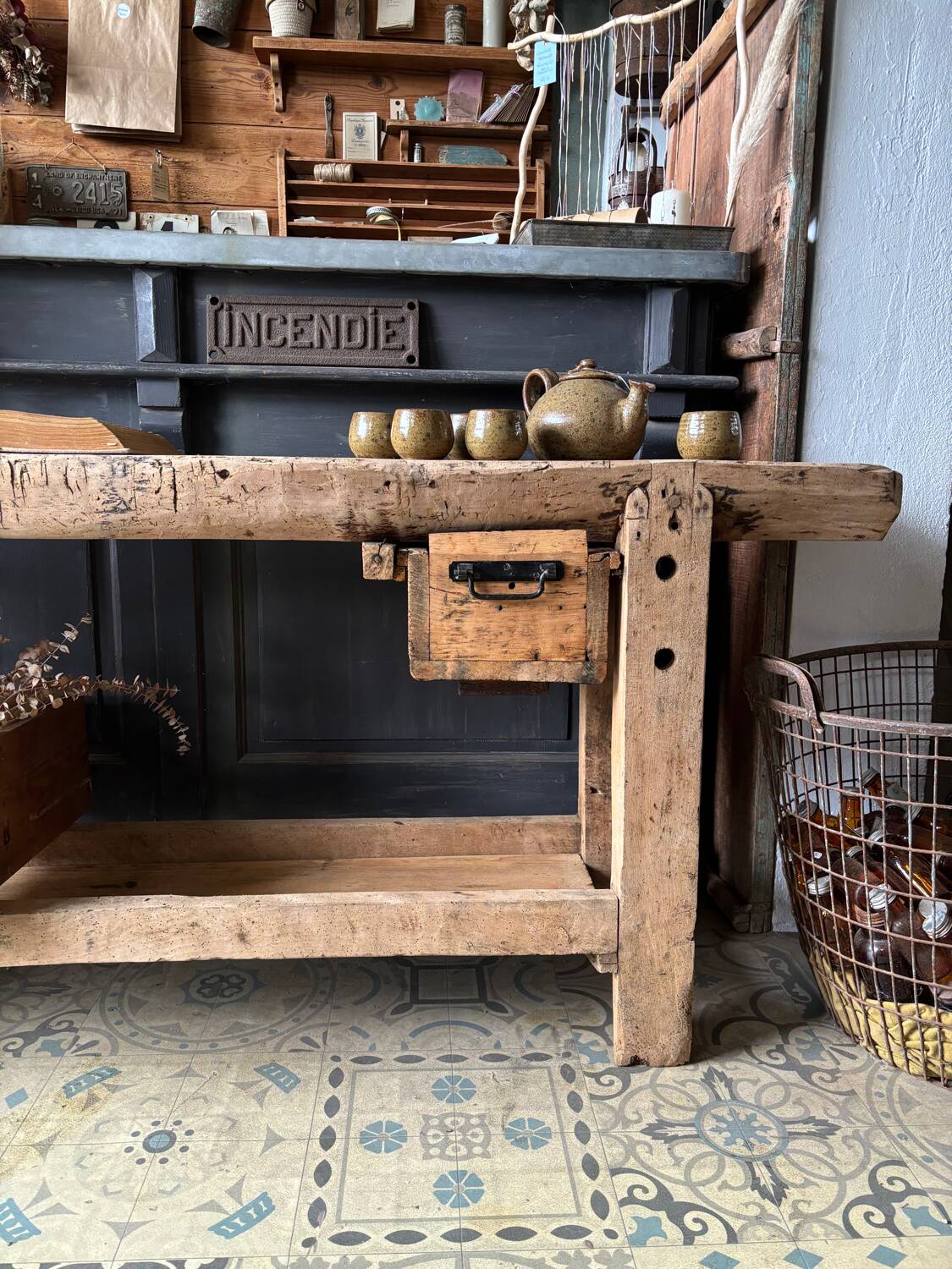 Carpenter's workbench