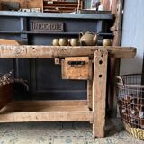 Carpenter's workbench