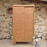 Armoire vintage