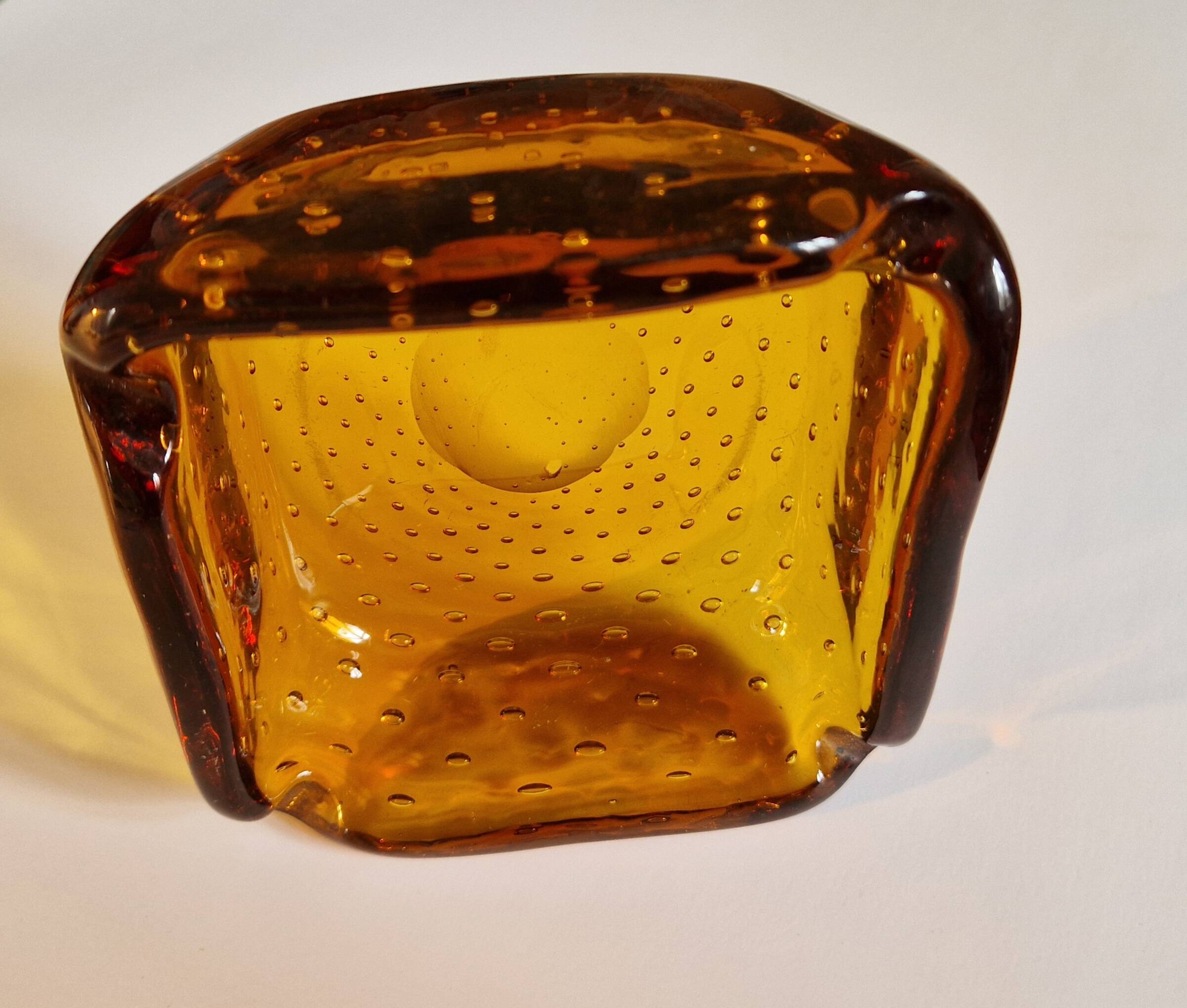 Bol cendrier verre bulle ambré italien Murano circa 1960