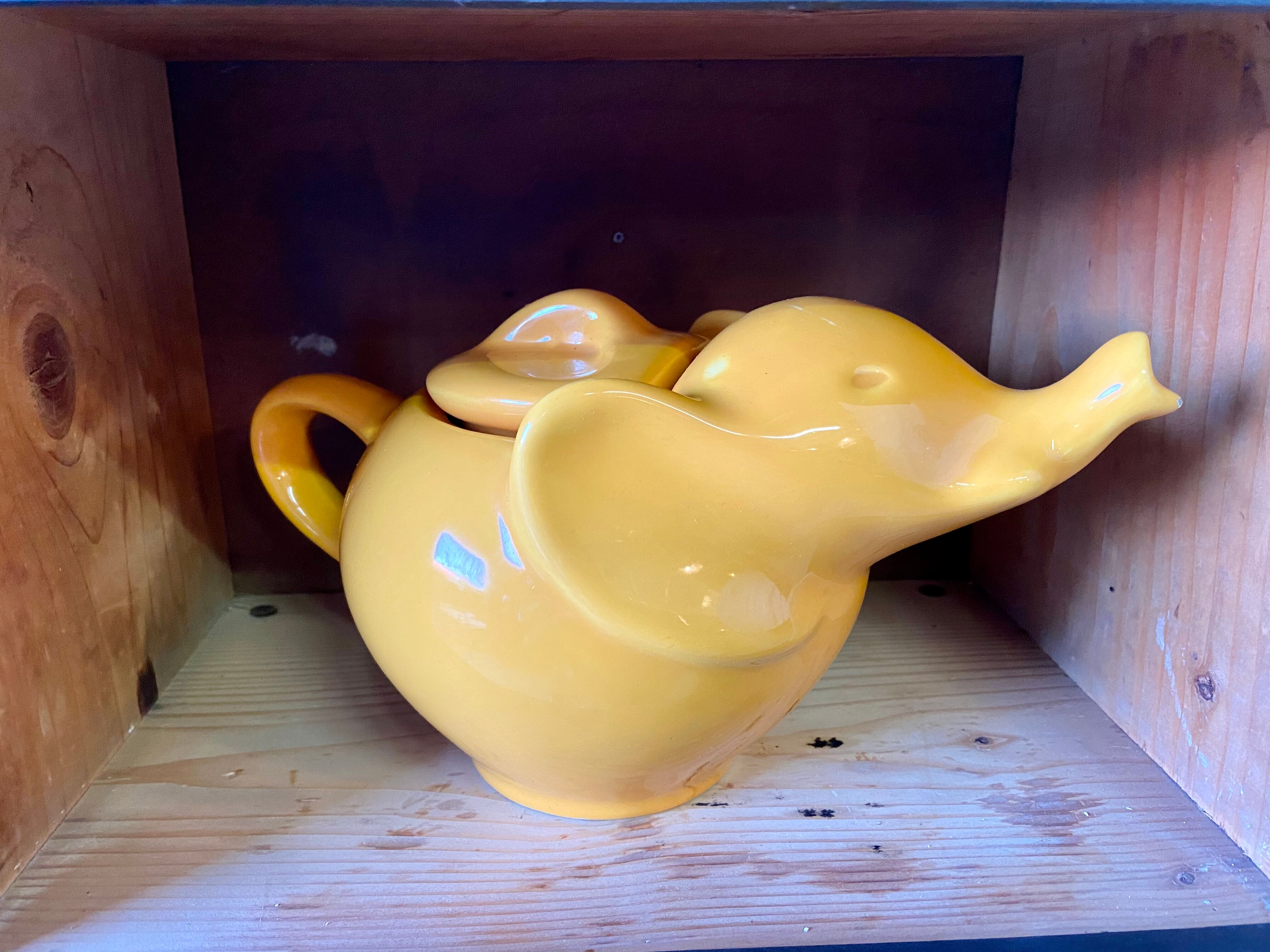 Yellow elephant teapot