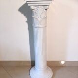 Corinthian column in white earthenware