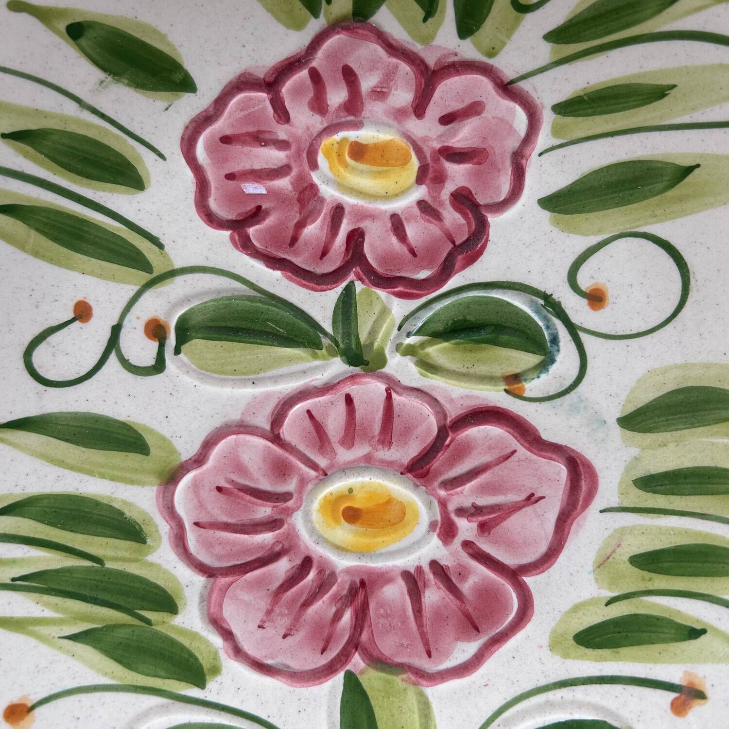 Italian dish with floral decoration