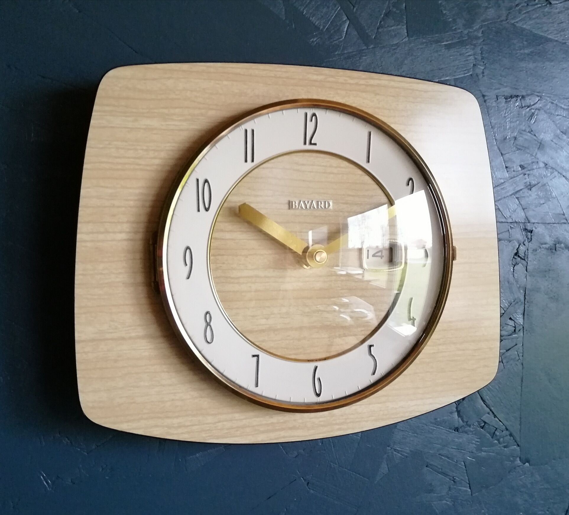Vintage clock formica silent rectangular wall clock "bayard beige wood"