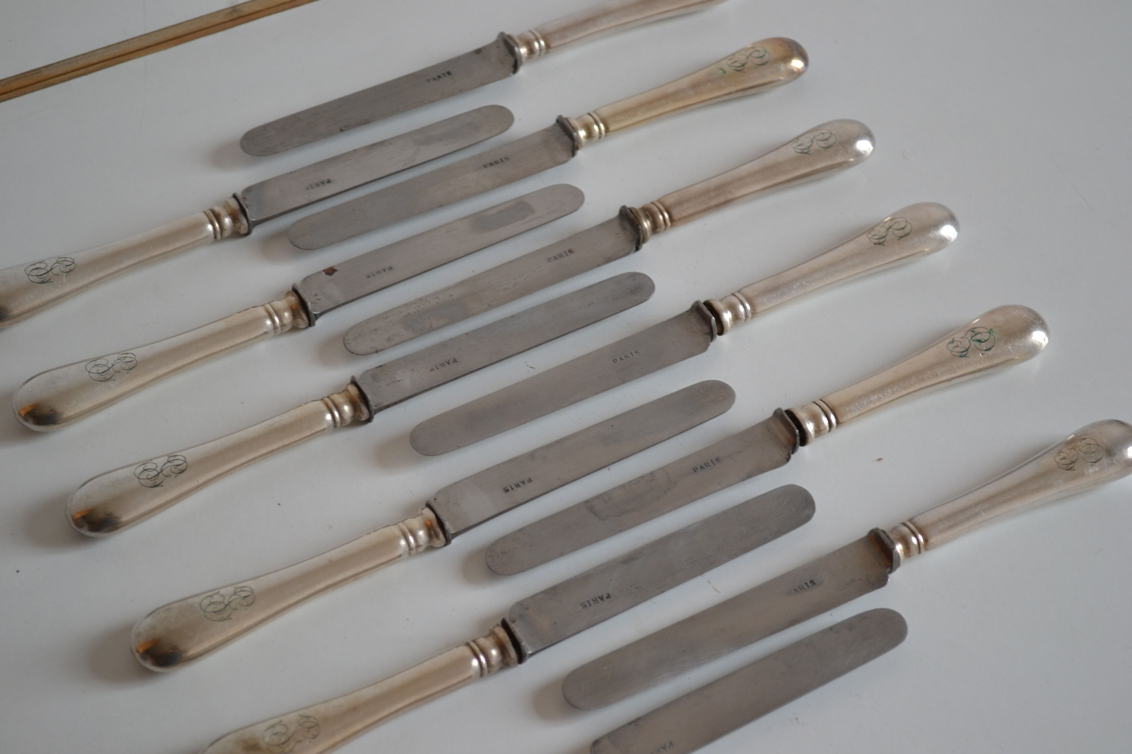 12 dessert knives old metal silver monogram