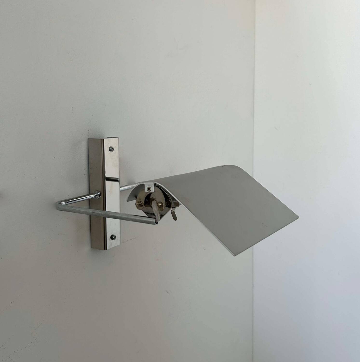 Pair of vintage adjustable wall lights, chrome, Castiglioni Fontana Arte 1972