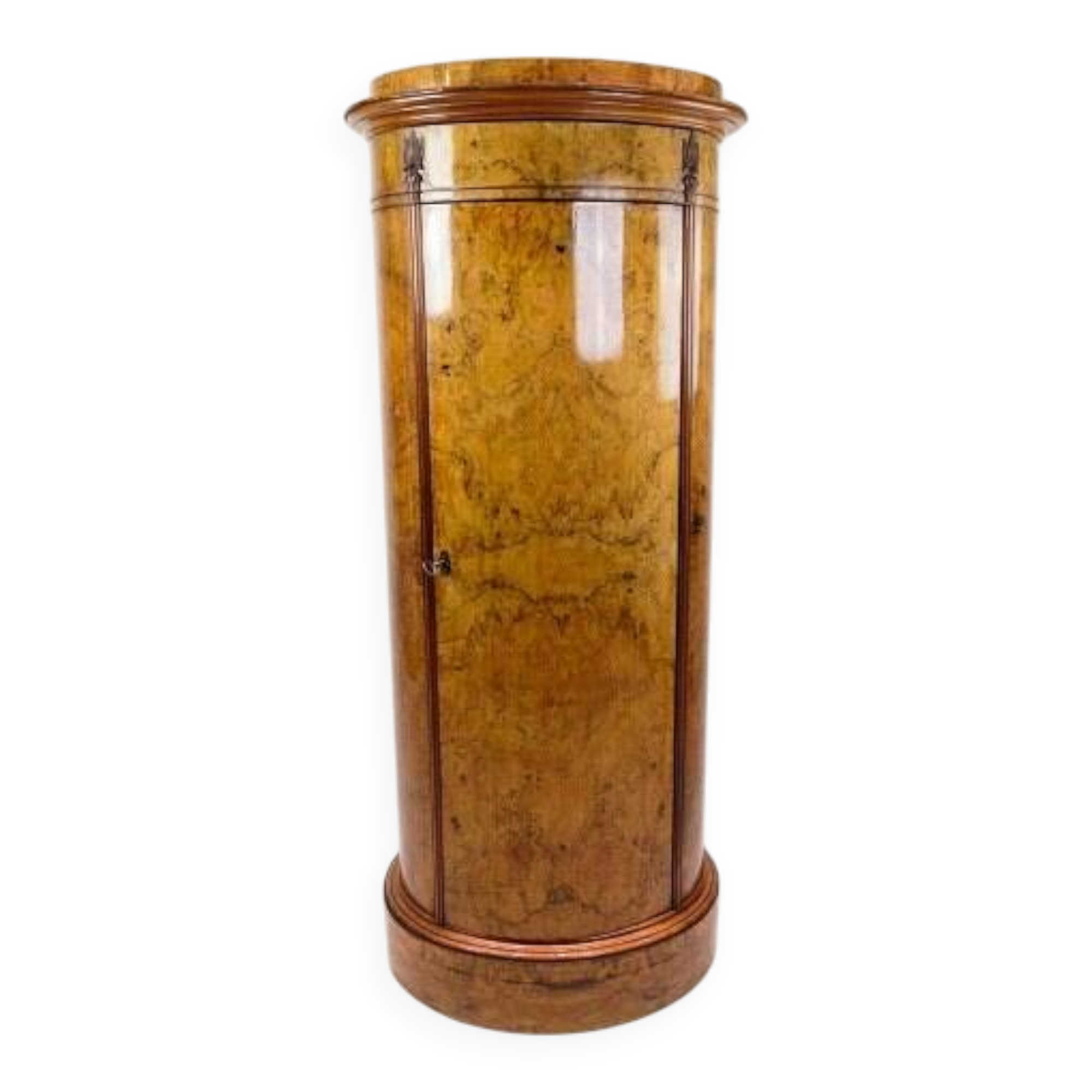 Oval pedestal cabinet - Walnut - Hand polished - Year 1840s