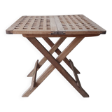 Folding wooden coffee table