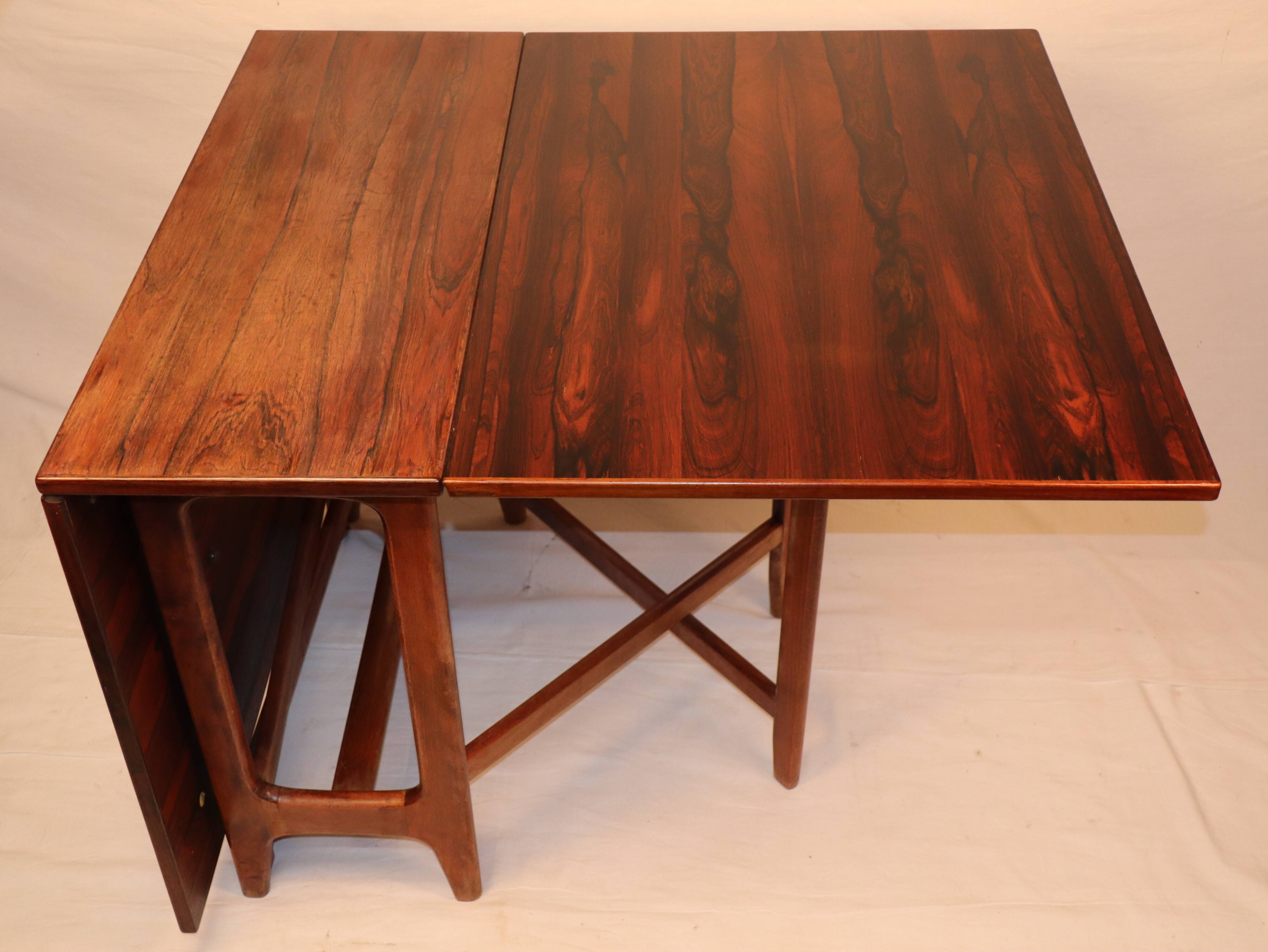 Bendt Winge scandinavian rosewood expandable table, 1960
