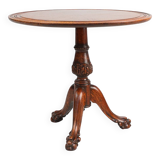 Table d'appoint circulaire en chêne sculptée à la main avec pieds en tête de lion