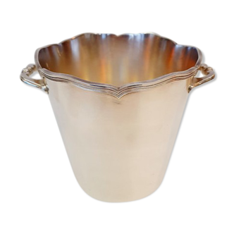 Bucket in Champagne