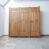 Guillerme et Chambron oak wardrobe