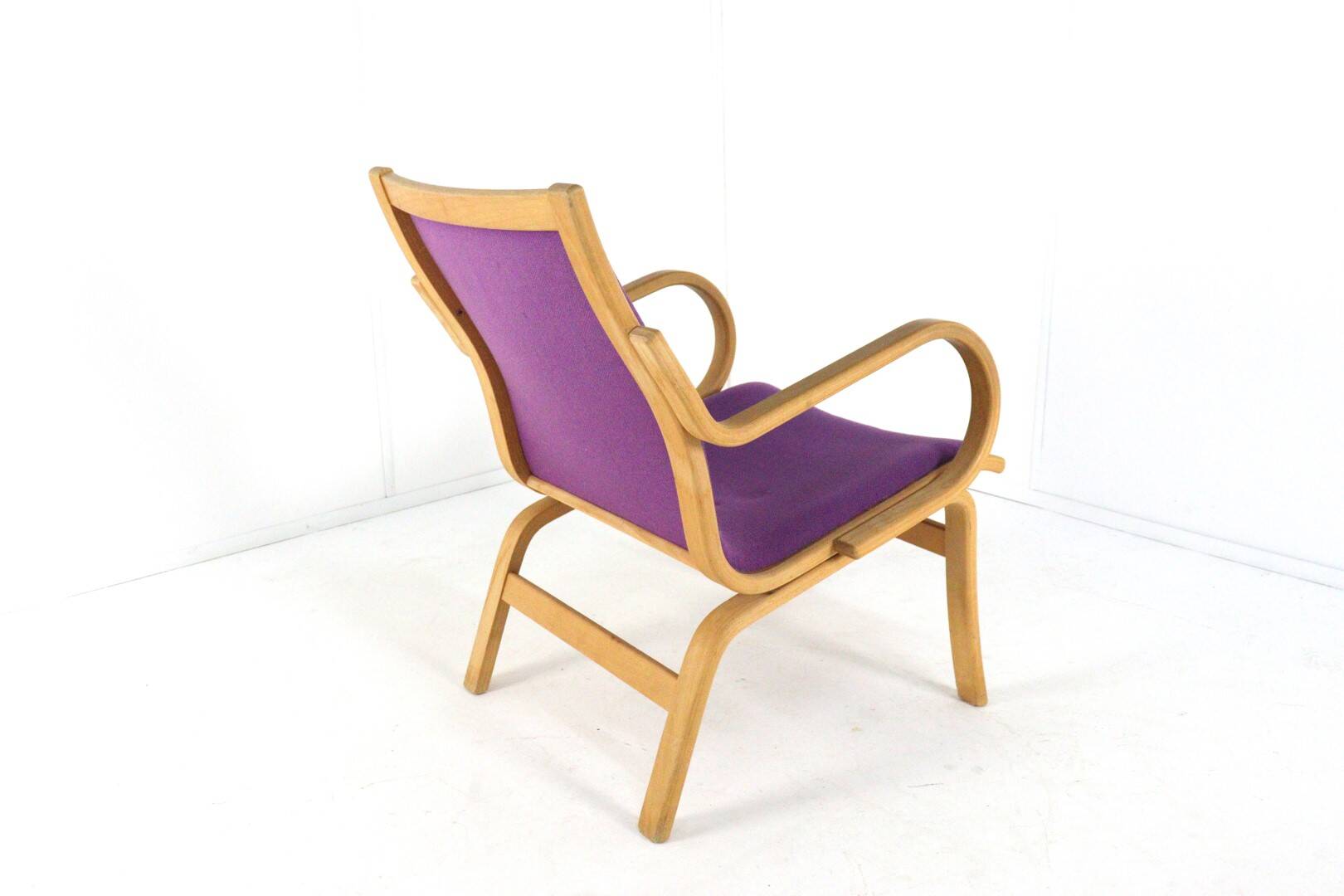 Vejle armchairs  'purple' |