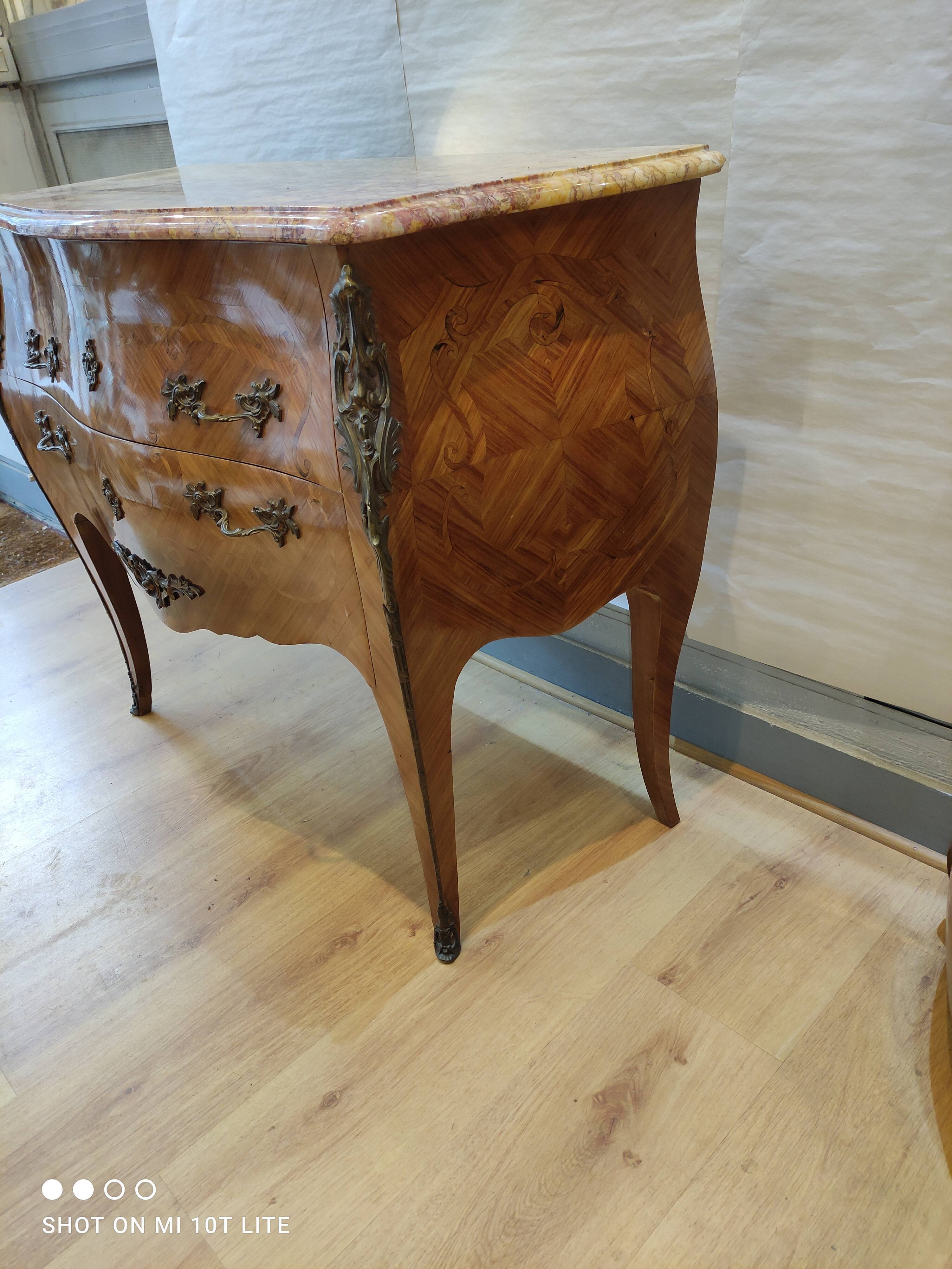 Louis XV-style chest of drawers