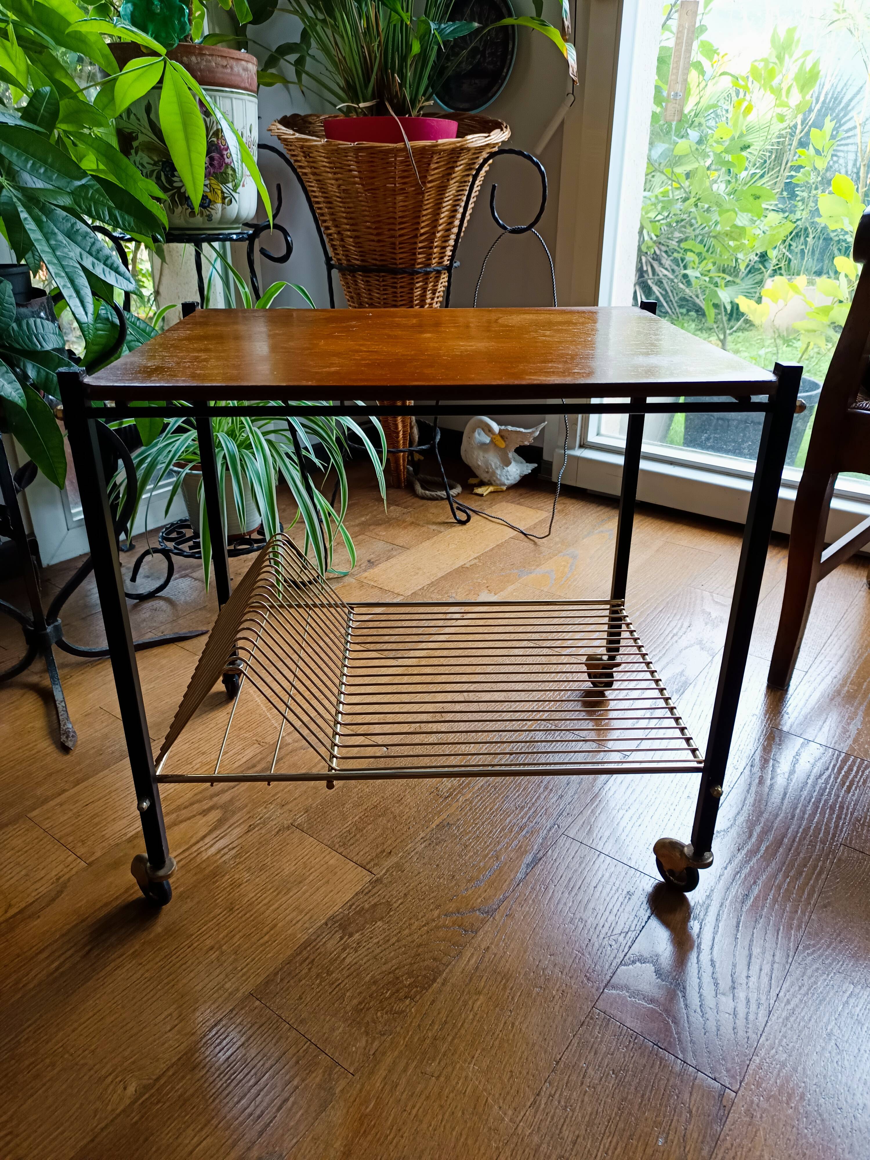 table roulante porte vinyles vintage des années 60 dessus bois