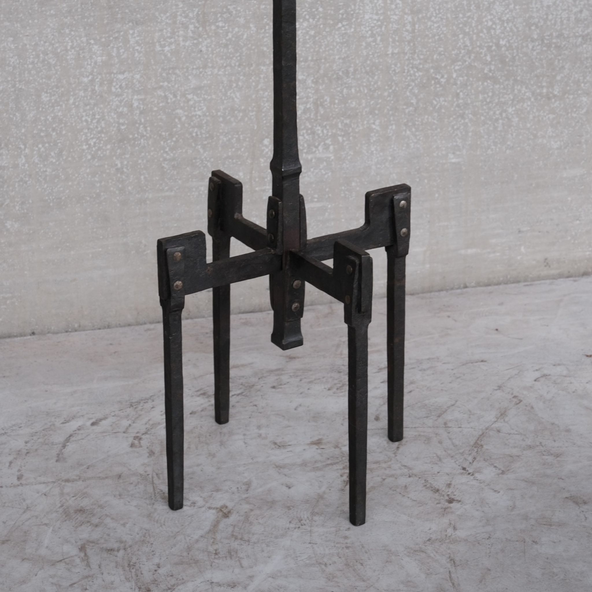 Lot de 4  lampadaires brutaliste en fer