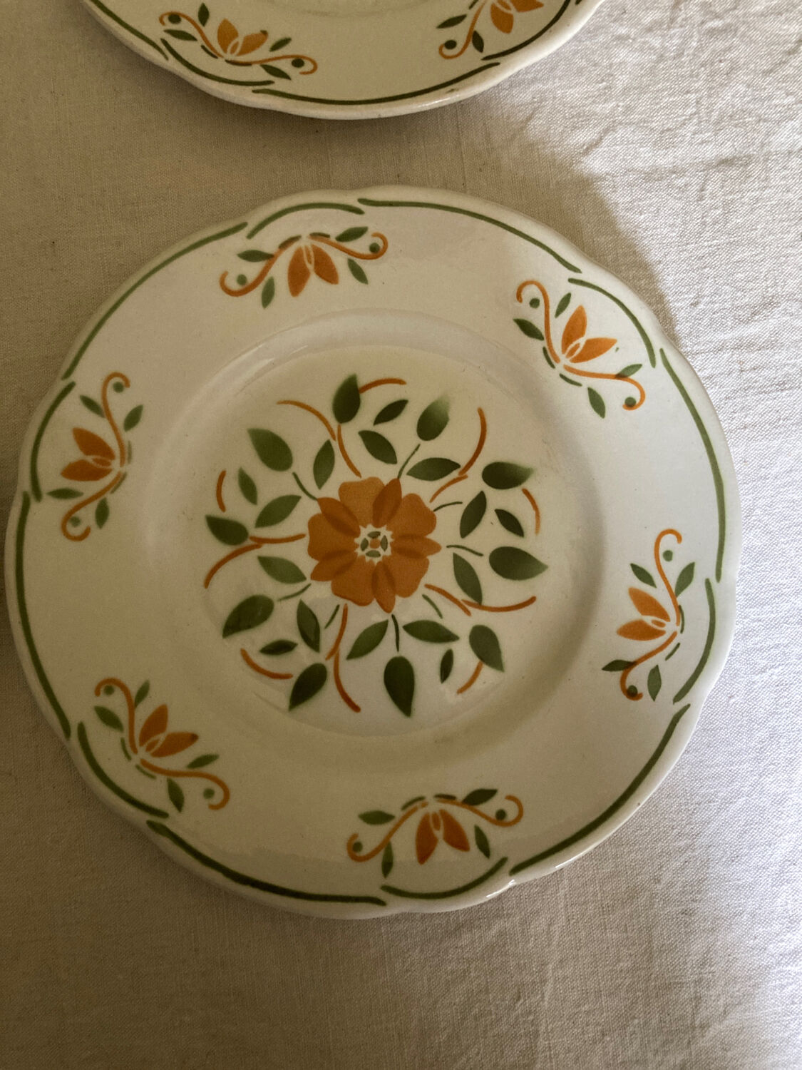 Set of 4 desert plates