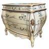 Commode chinoise laquée ivoire avec incrustations de geishas en nacre
