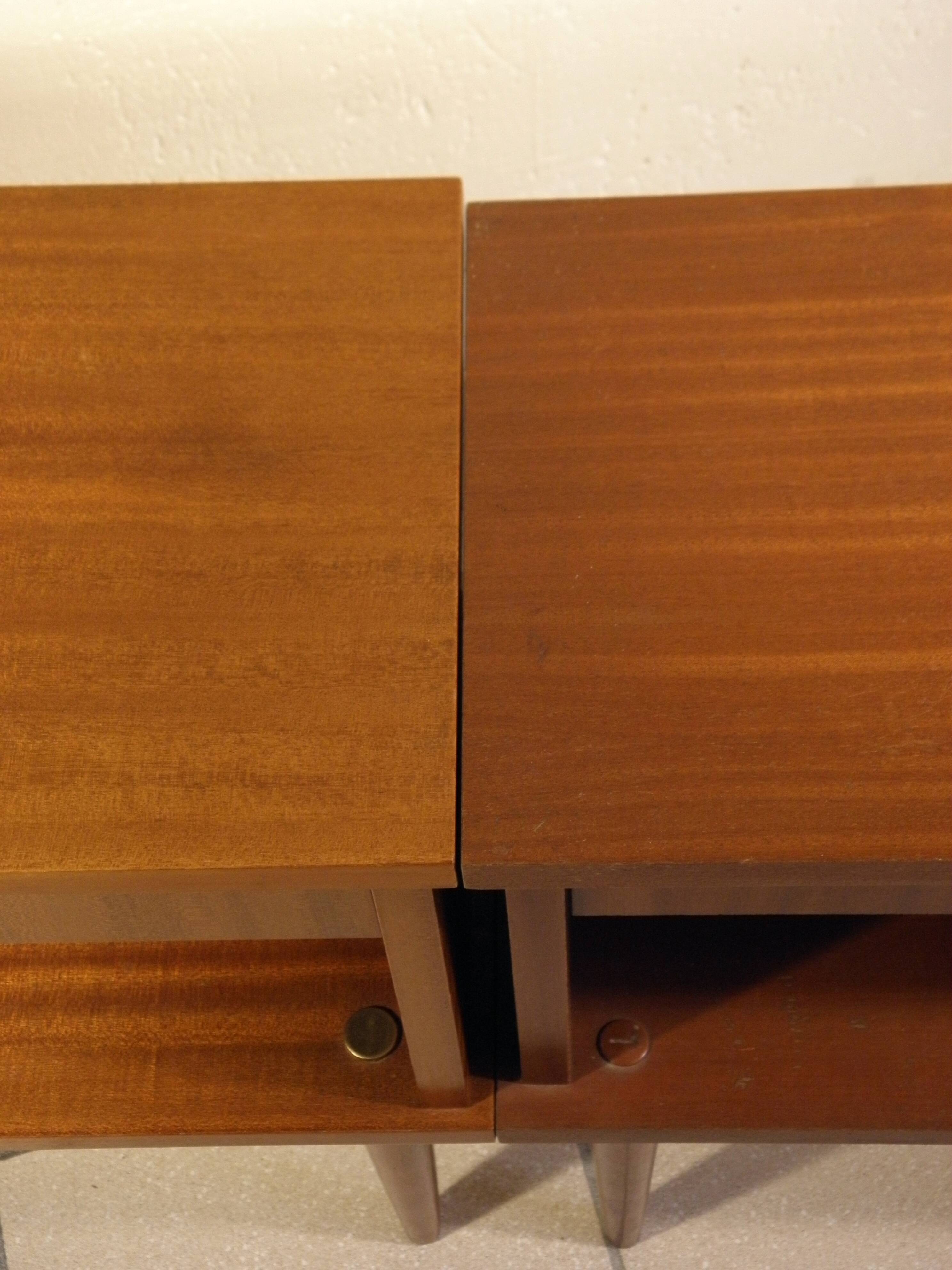 Deux tables de chevet années 60-70