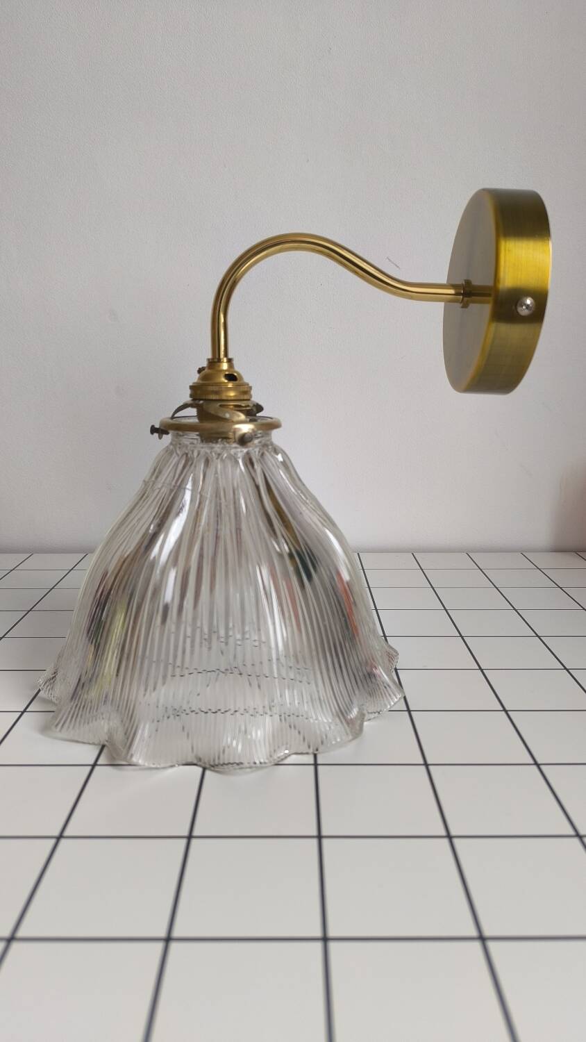 Large wall light in holophane glass and brass
