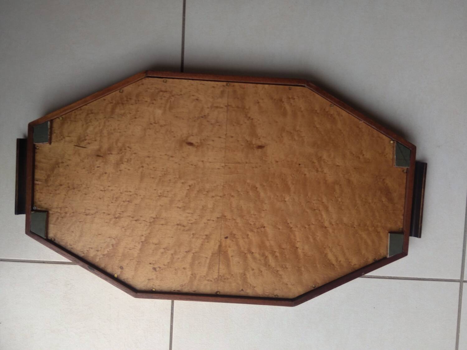 Plateau de service en bois et verre