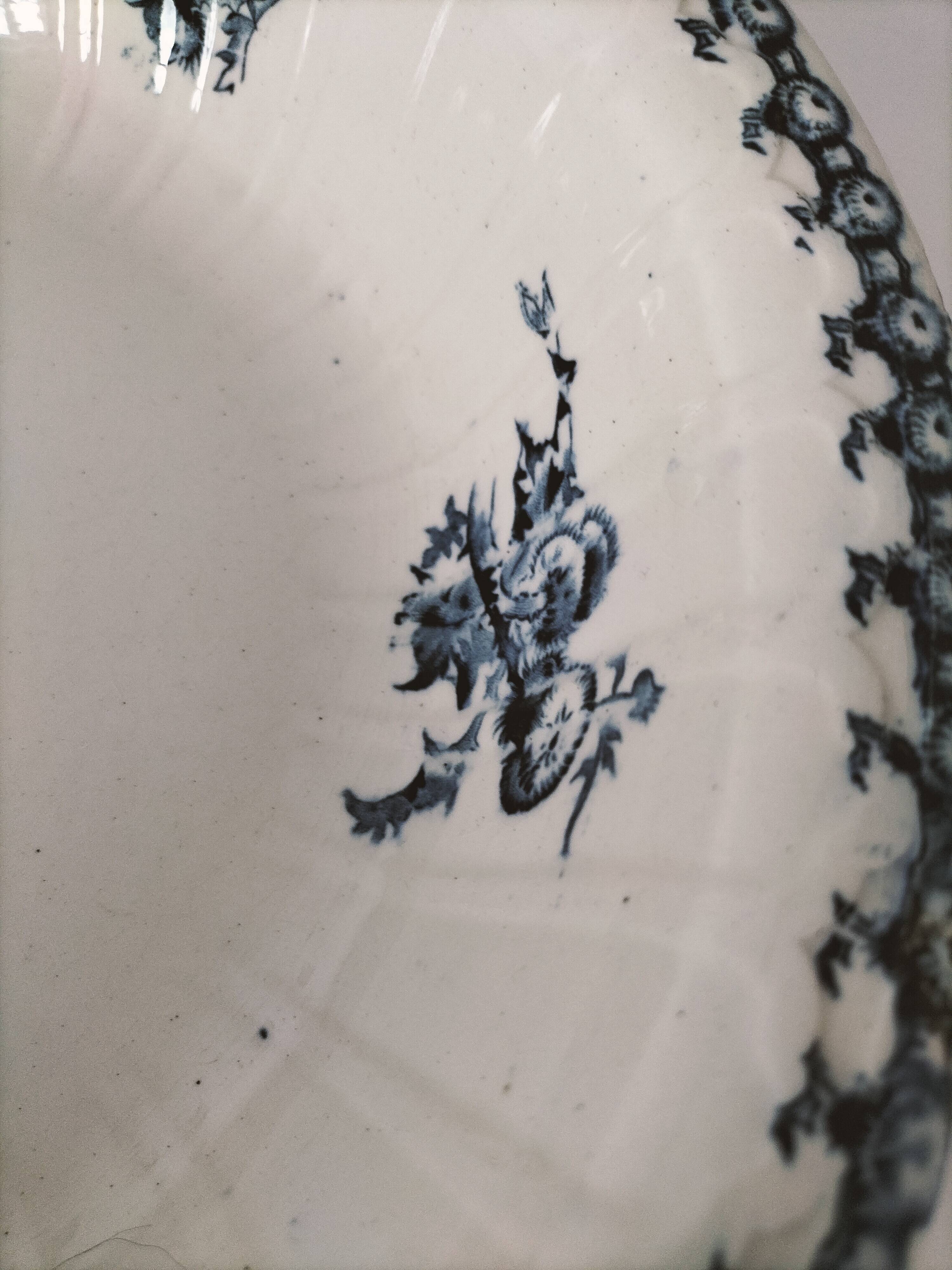 Large antique Gien hollow dish, Chardons blue model – fine 19th century earthenware