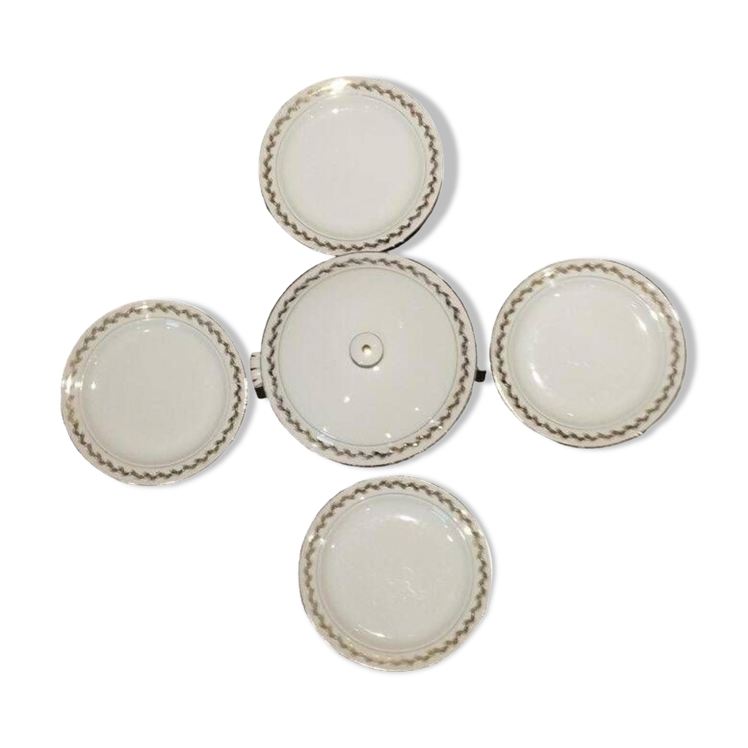Ensemble de vaisselle en porcelaine de Limoges
