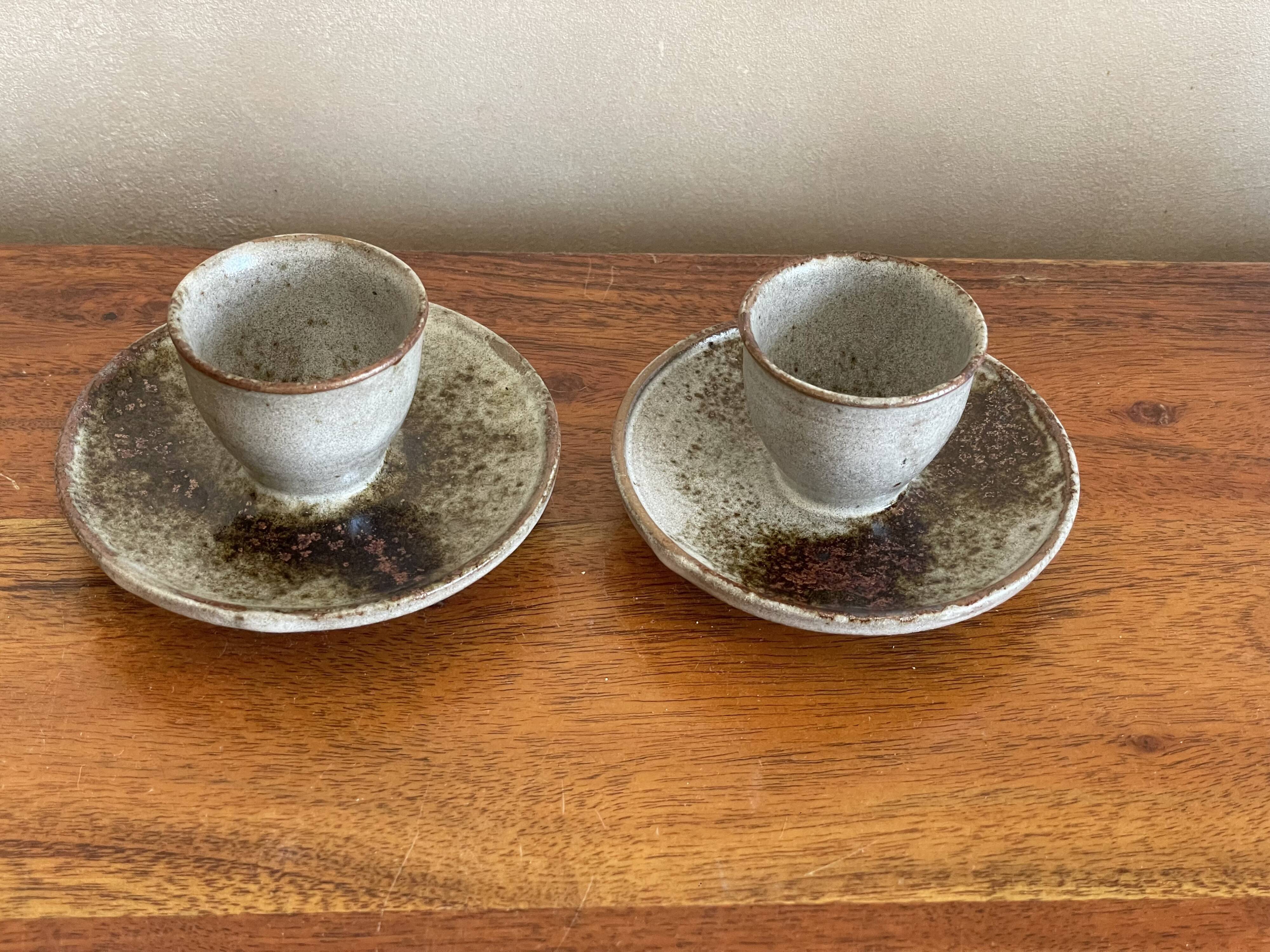 2 stoneware egg cups