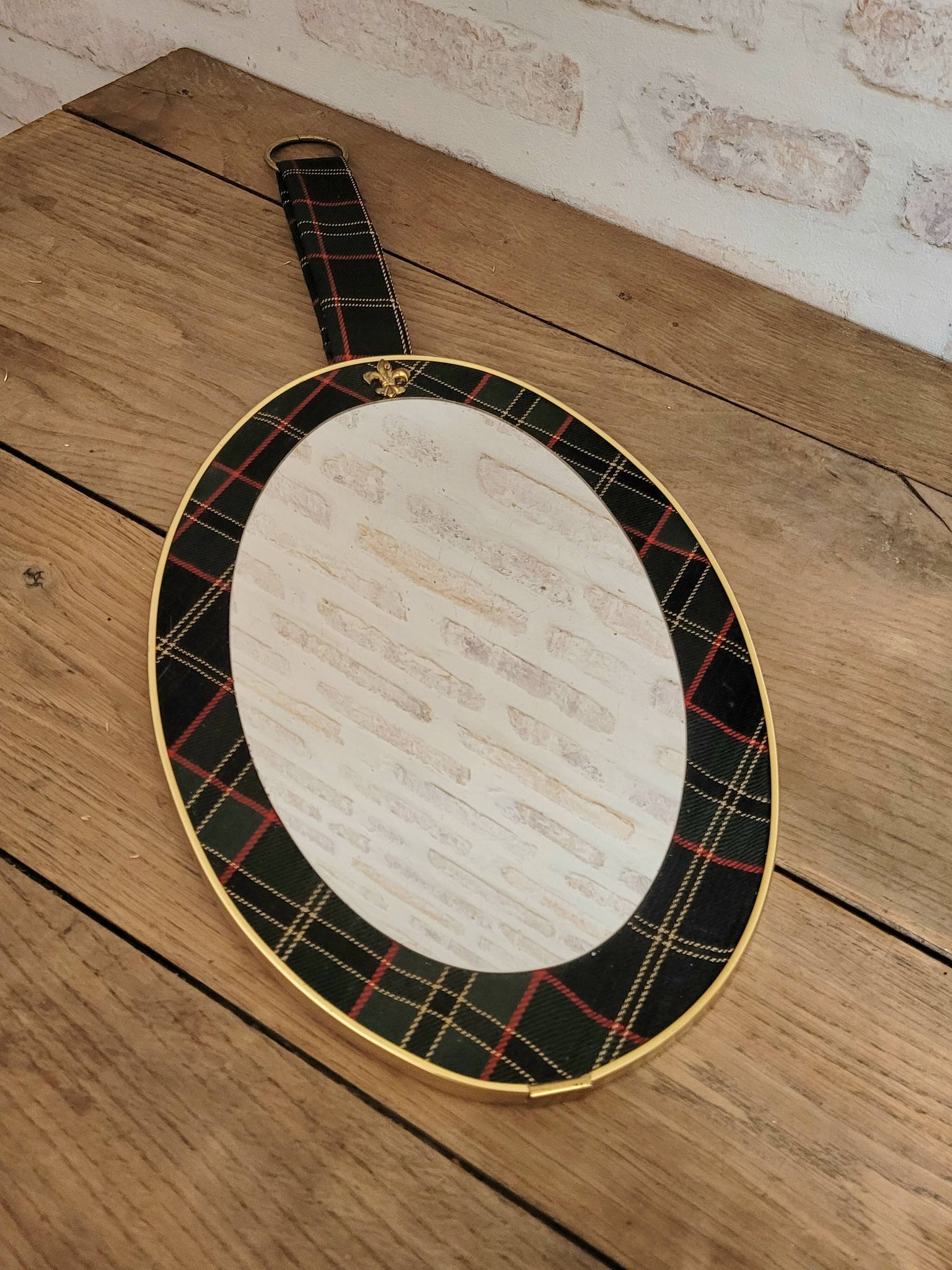Miroir ovale vintage à décor de tartan