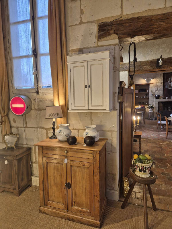 Étagère murale, armoire à pharmacie ancienne