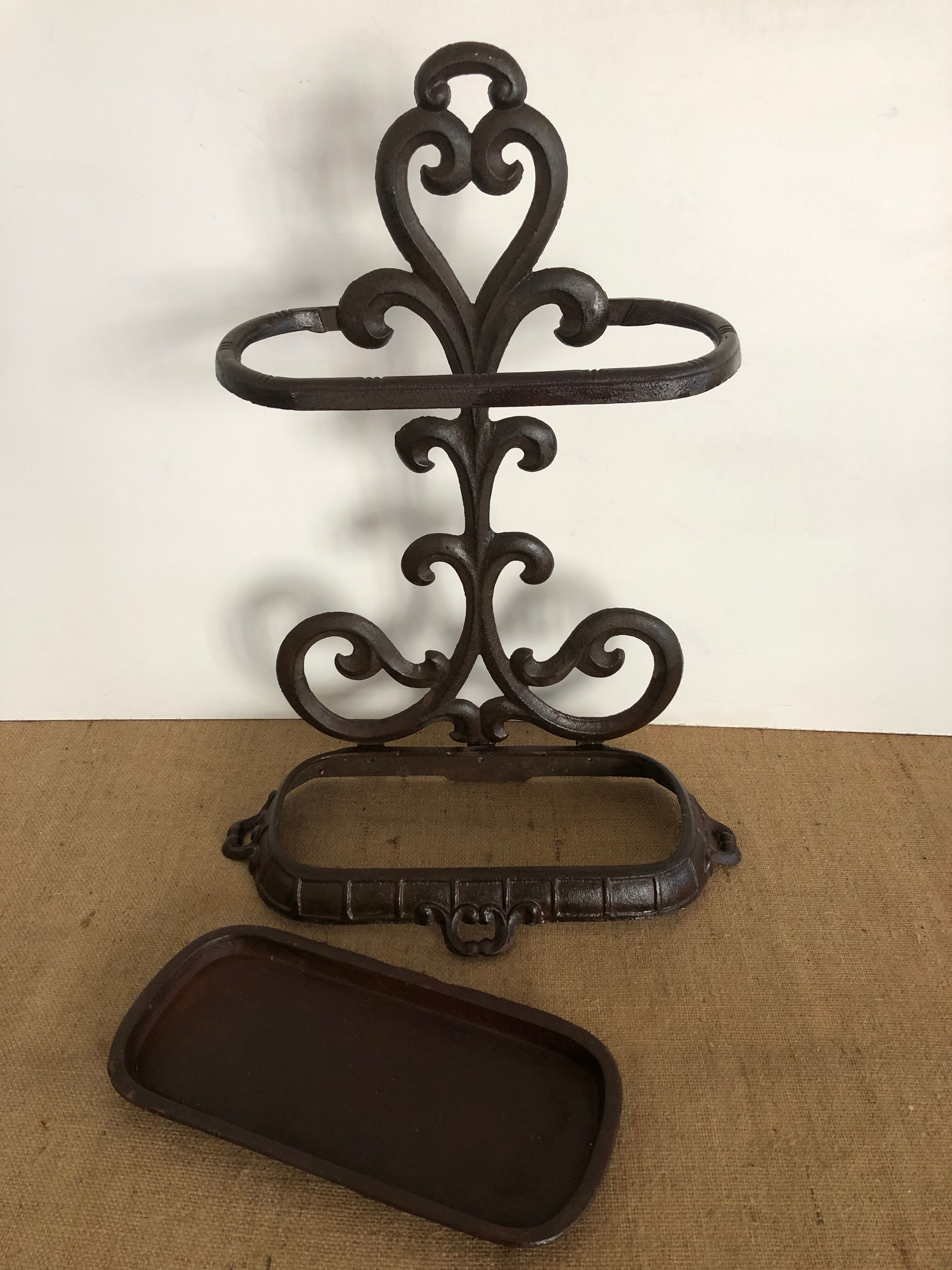 Fireplace utensil holders