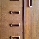 Sidbeoard with sliding doors and ceramic decoration