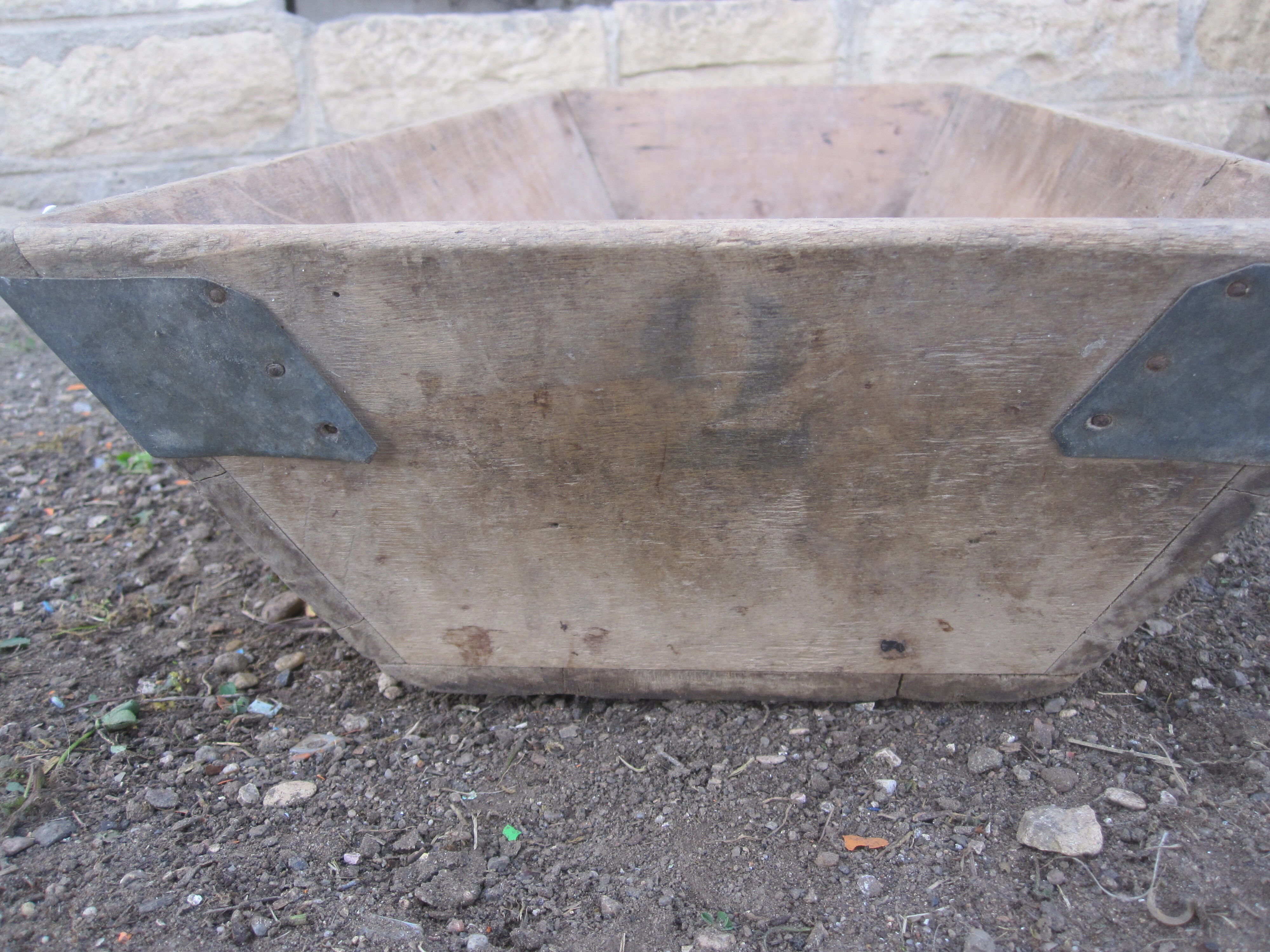 Former bank wine wood