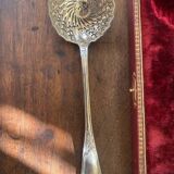 Sprinkling spoon and sugar tongs set