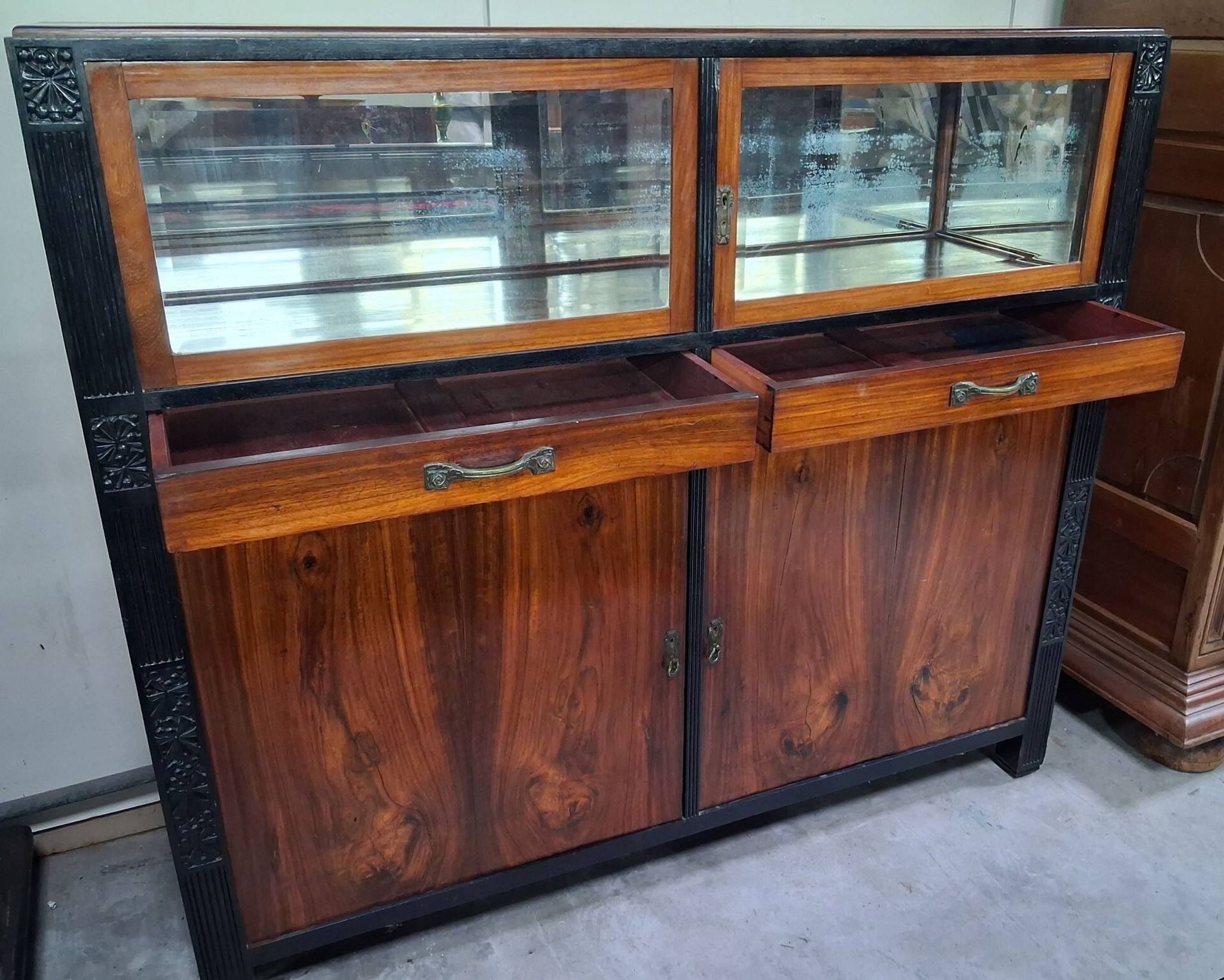 Vitrine / bibliothèque d'appui époque Art Déco en palissandre et bois