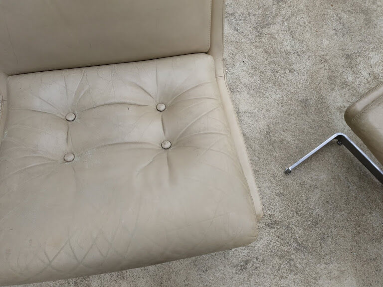 3 armchairs Raphael Raffel