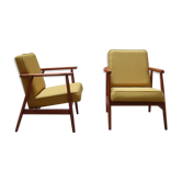 Paire de fauteuils des années 60