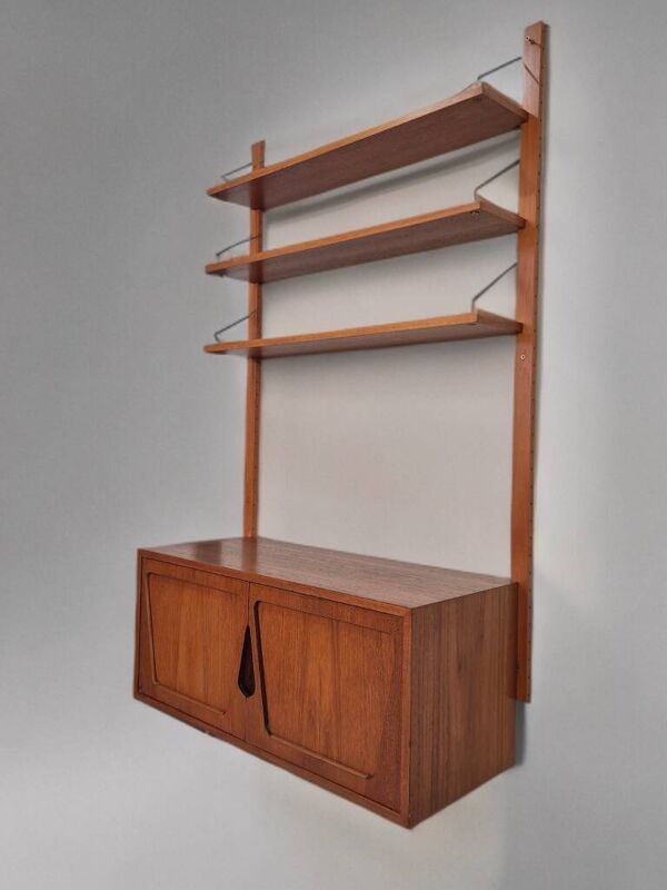 Étagère murale en teck par Kjell Riise, Mid-Century Scandinave 1960s